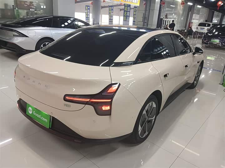 Фото 7 - XPeng Mona M03