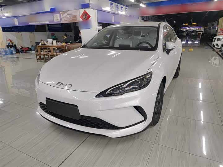 Фото 2 - BYD Seal 05 DM-i Hybrid