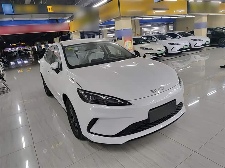 Фото 4 - BYD Seal 05 DM-i Hybrid