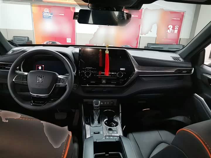 Фото 10 - Toyota Crown Kluger