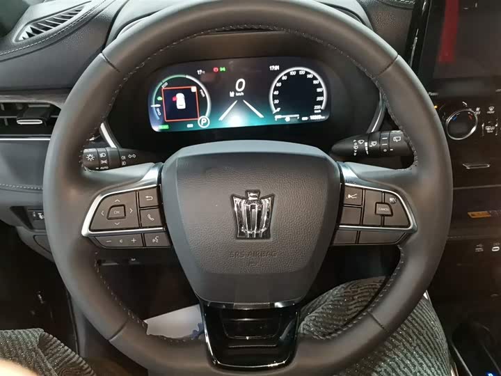 Фото 11 - Toyota Crown Kluger