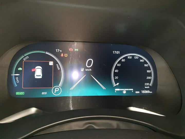 Фото 12 - Toyota Crown Kluger