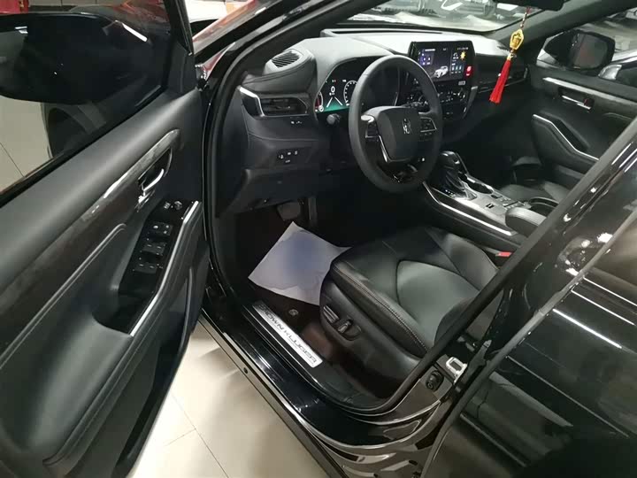 Фото 16 - Toyota Crown Kluger