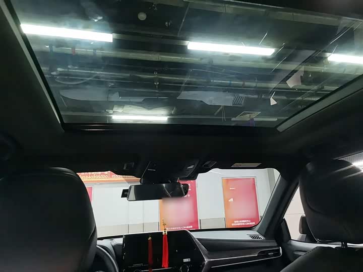 Фото 18 - Toyota Crown Kluger