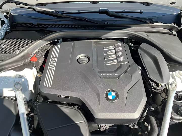 Фото 15 - BMW 5 Series