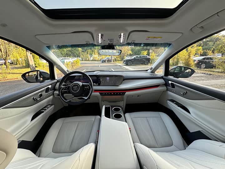 Фото 8 - Buick GL8 Hybrid