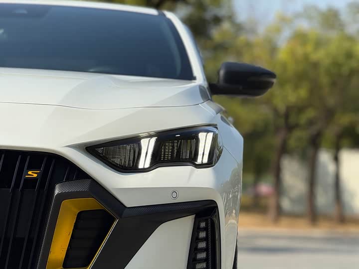 Фото 5 - GAC Trumpchi Empow R