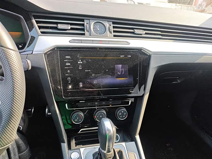 Фото 13 - Volkswagen Magotan