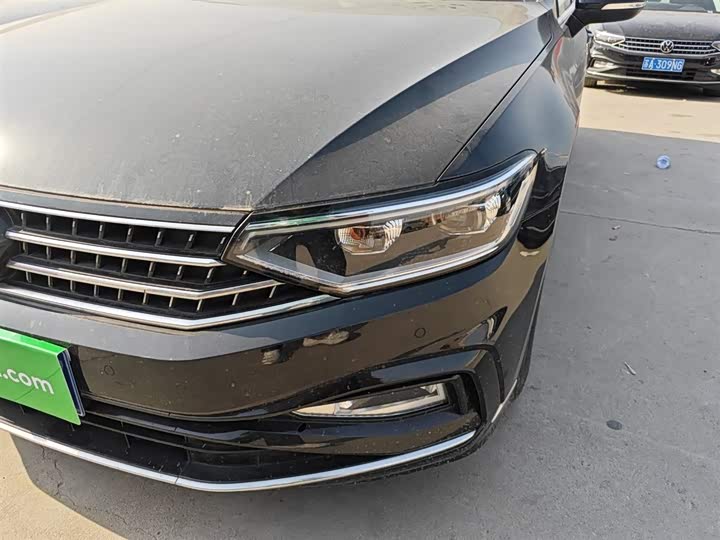 Фото 24 - Volkswagen Magotan