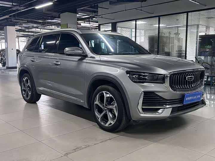 Фото 3 - Geely Monjaro