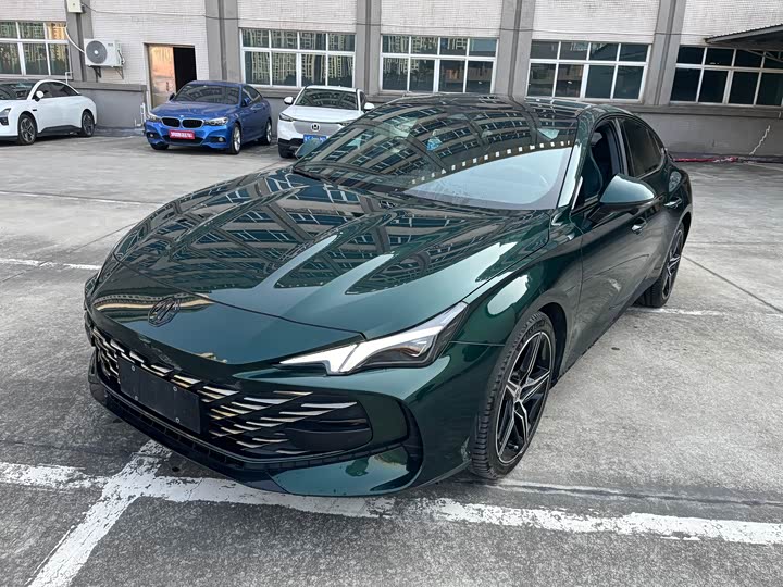 Фото 1 - MG Motor 7