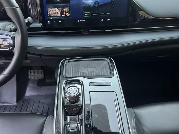 Фото 11 - GAC Aion S Plus