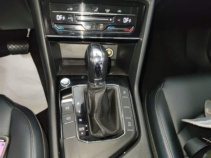 Фото 14 - Volkswagen Tharu