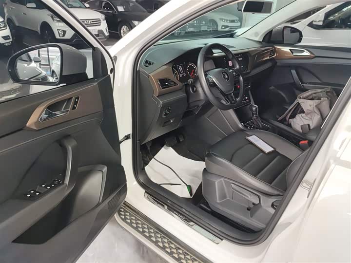 Фото 16 - Volkswagen Tharu