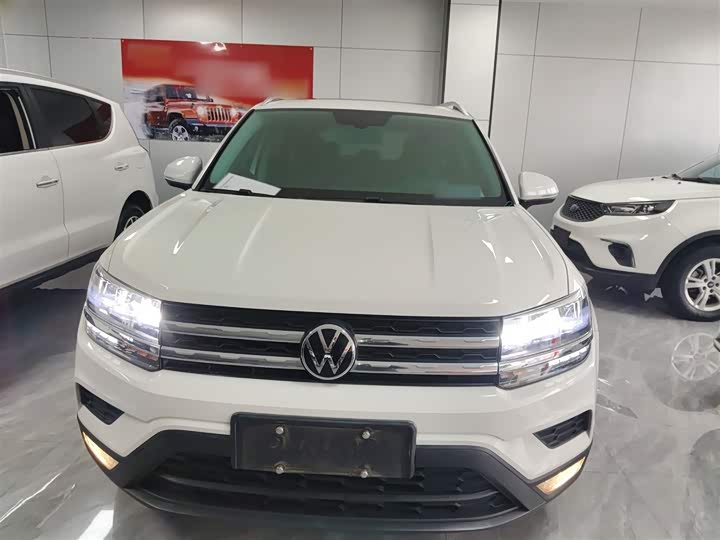 Фото 3 - Volkswagen Tharu