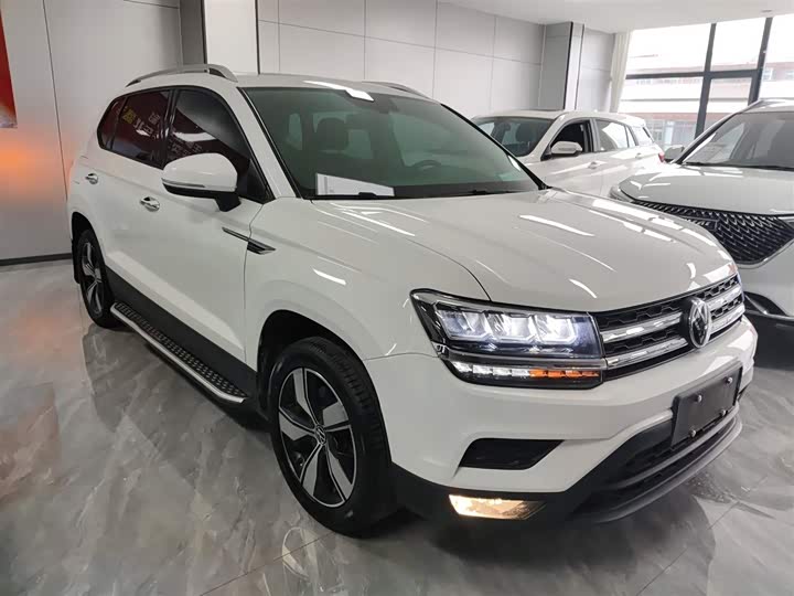 Фото 4 - Volkswagen Tharu