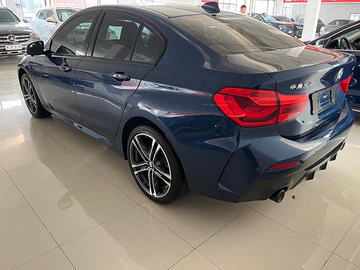 Фото 14 - BMW 1 Series