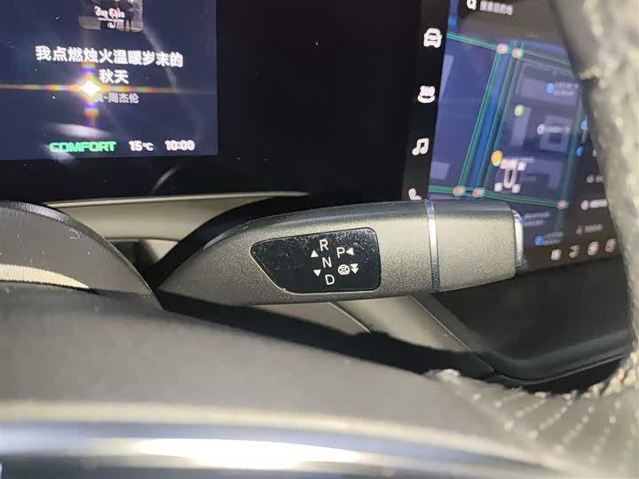 Фото 14 - XPeng P7