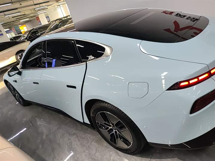 Фото 5 - XPeng P7