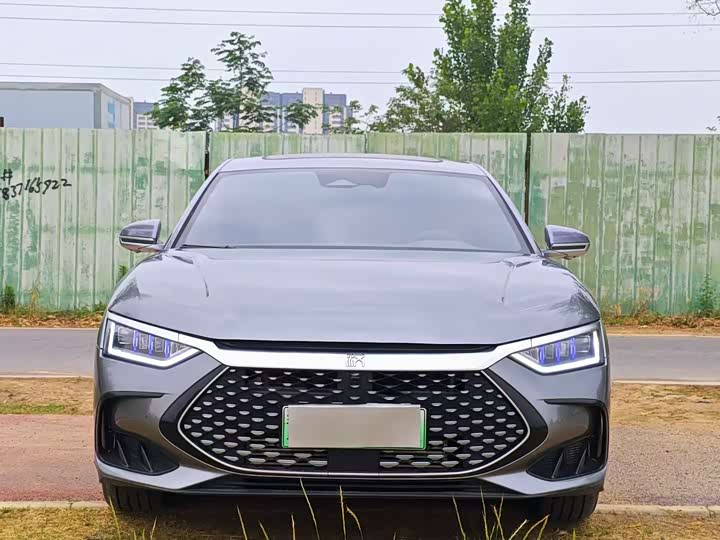 Фото 2 - BYD Han