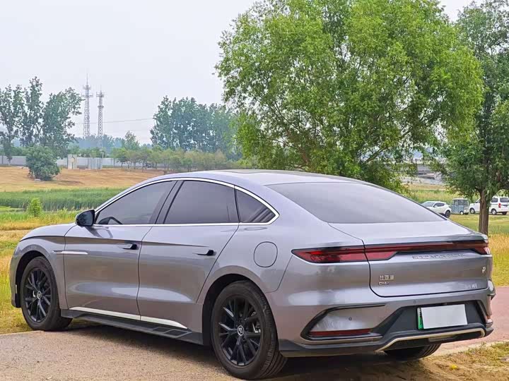 Фото 7 - BYD Han