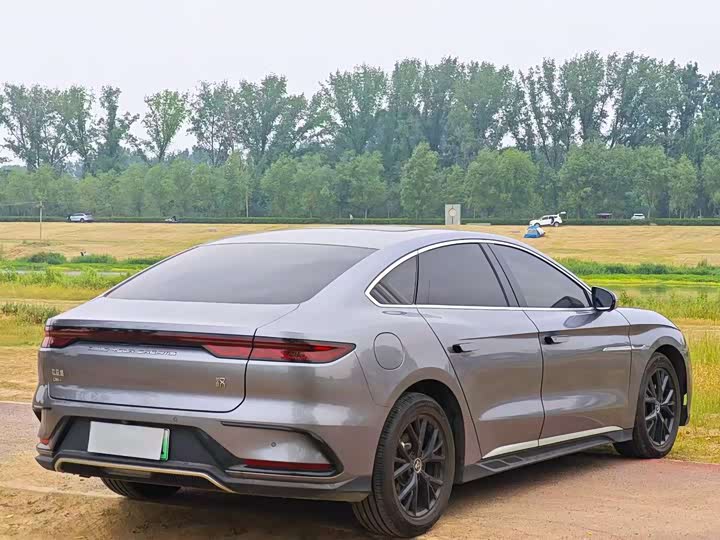 Фото 9 - BYD Han