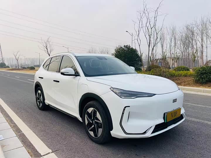 Фото 3 - Geely Galaxy E5