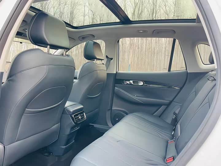 Фото 6 - Geely Galaxy E5