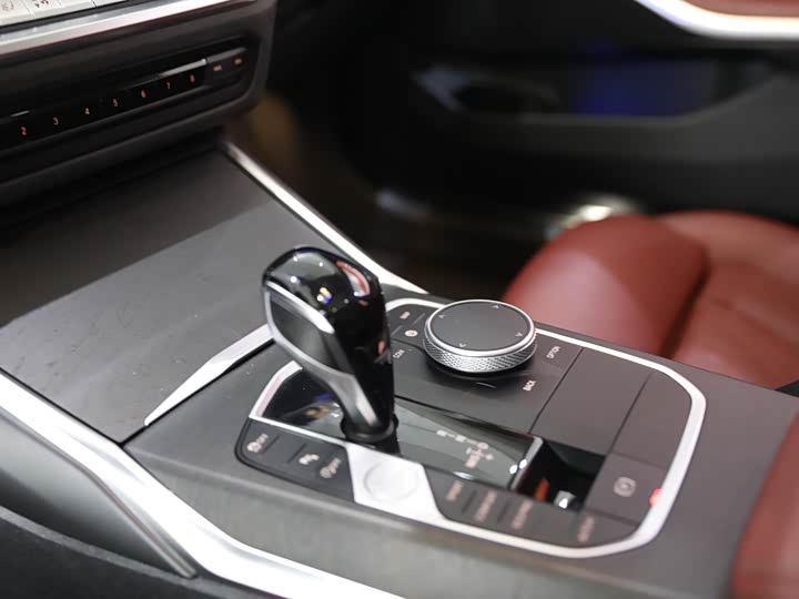 Фото 16 - BMW 3 Series