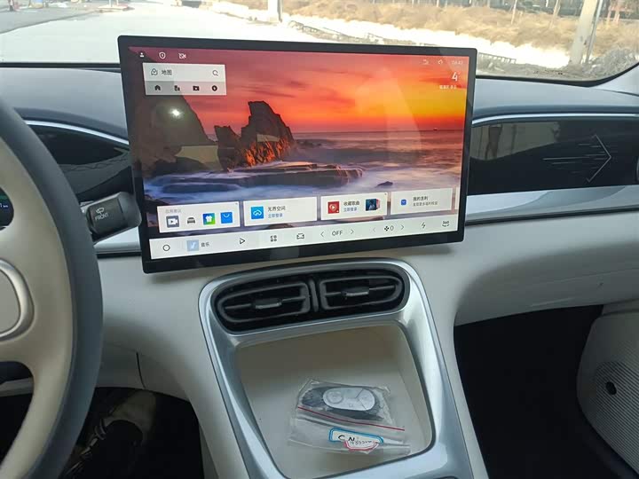 Фото 12 - Geely Galaxy Geome