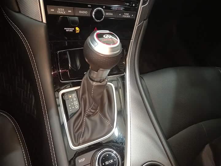 Фото 14 - Infiniti Q50L