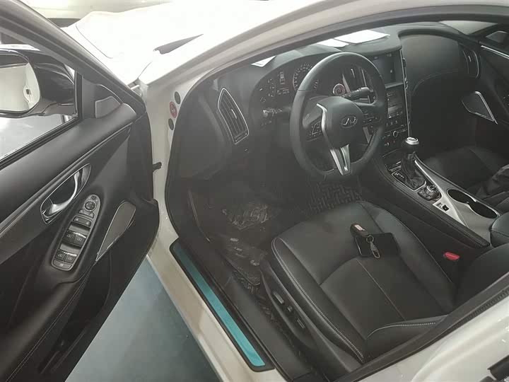 Фото 16 - Infiniti Q50L