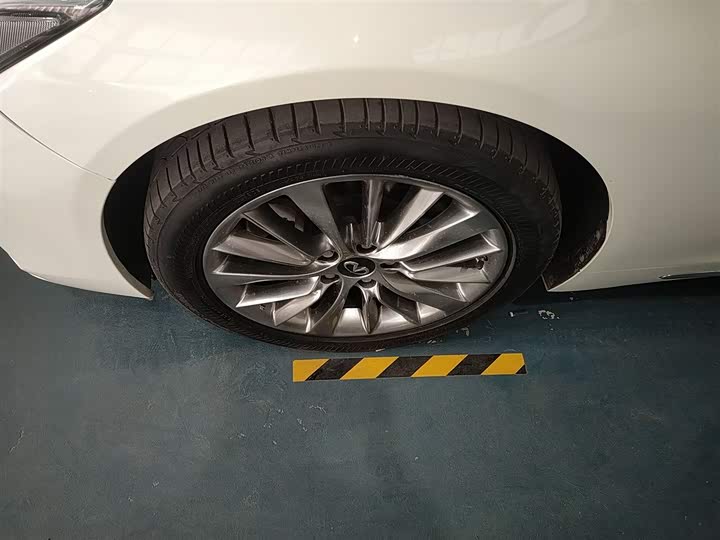 Фото 23 - Infiniti Q50L