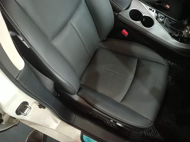 Фото 25 - Infiniti Q50L