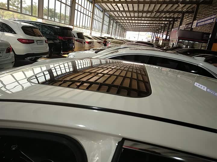 Фото 27 - Infiniti Q50L