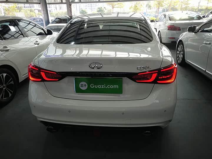 Фото 6 - Infiniti Q50L