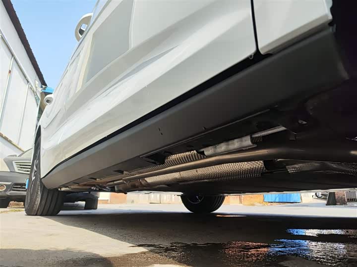 Фото 21 - BYD Qin L