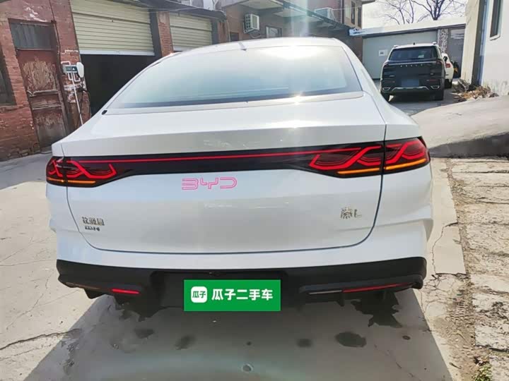 Фото 6 - BYD Qin L