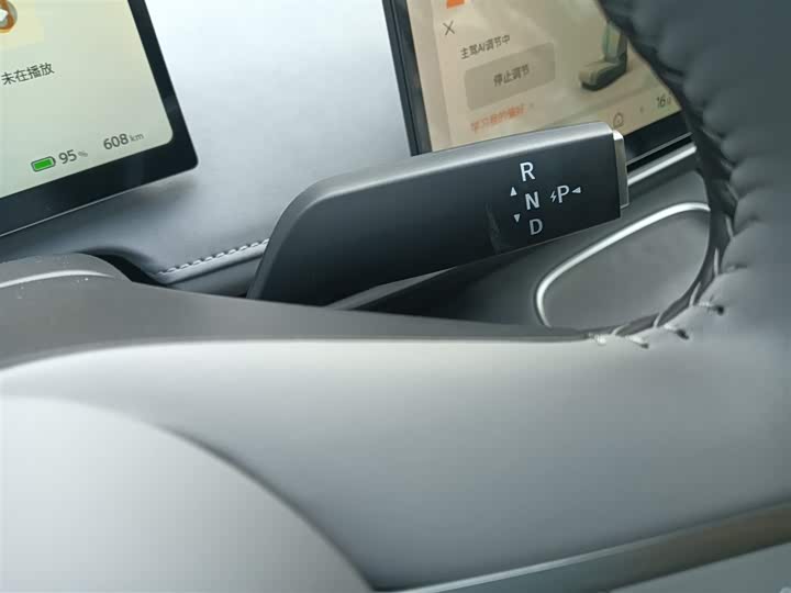 Фото 21 - Nissan N7