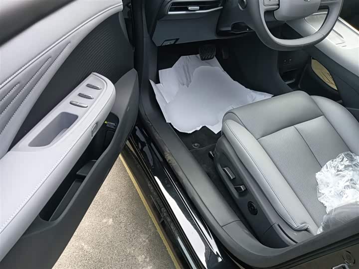 Фото 23 - Nissan N7