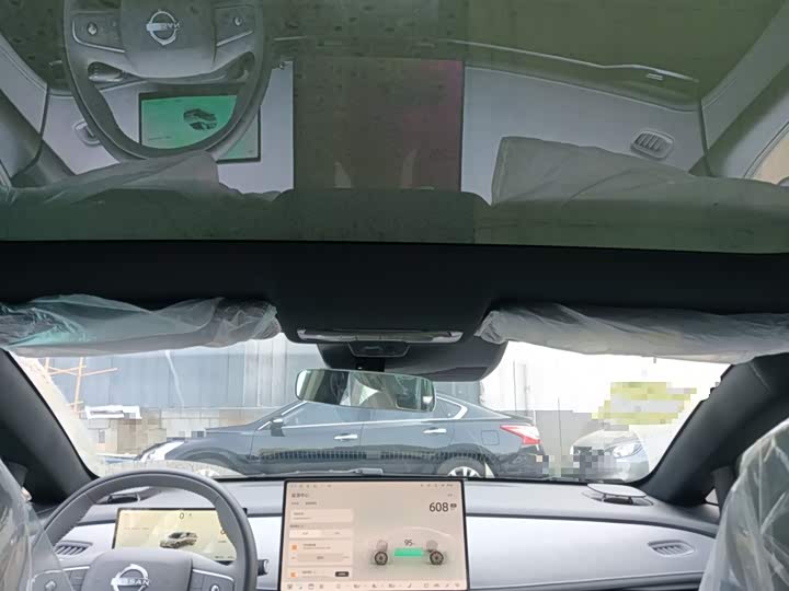 Фото 25 - Nissan N7