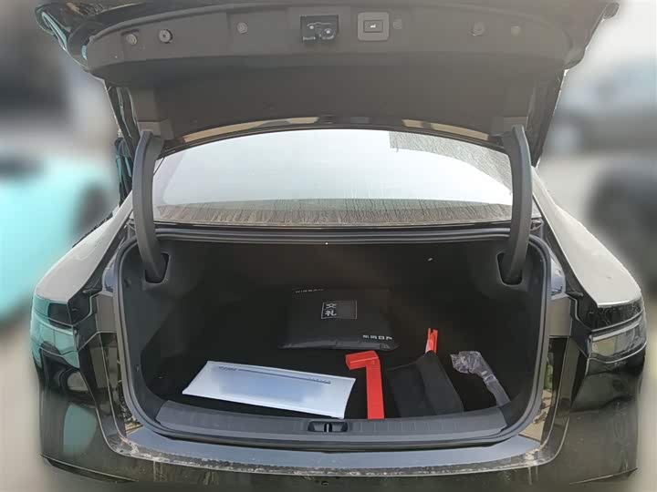 Фото 26 - Nissan N7