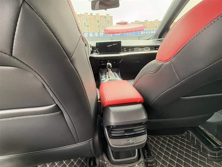 Фото 10 - MG Motor 5