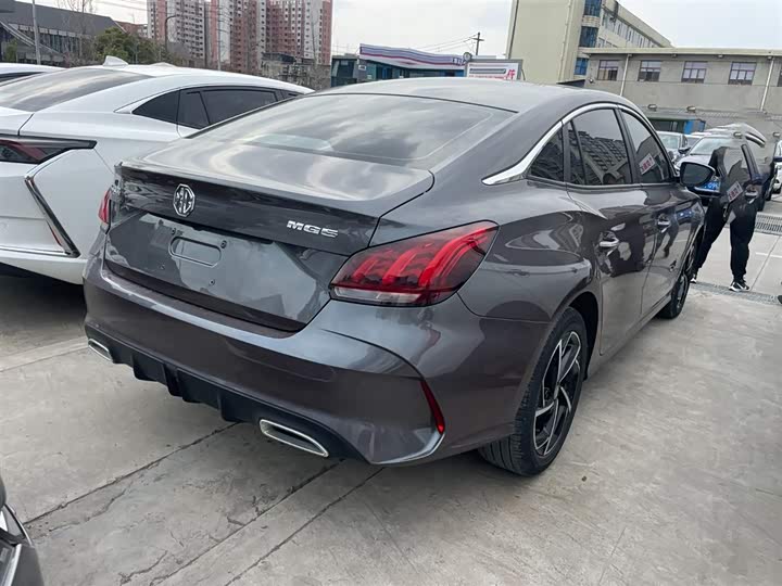 Фото 26 - MG Motor 5