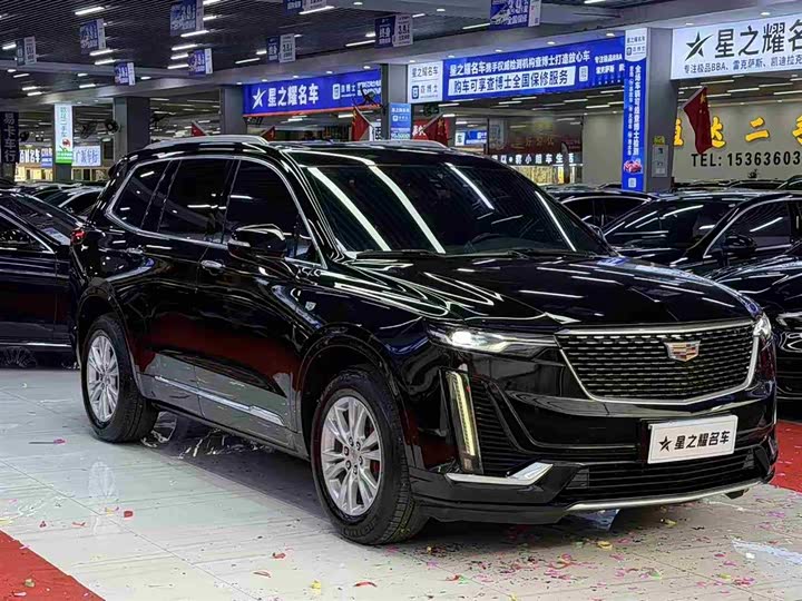 Фото 3 - Cadillac XT6