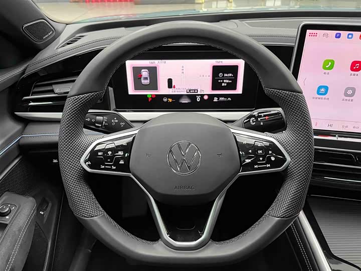 Фото 4 - Volkswagen Passat