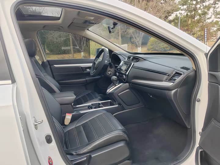 Фото 10 - Honda CR-V