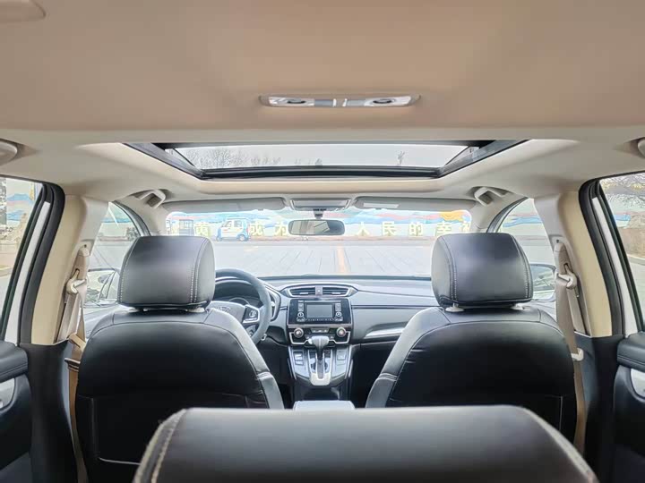 Фото 11 - Honda CR-V