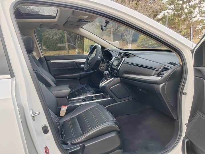 Фото 9 - Honda CR-V