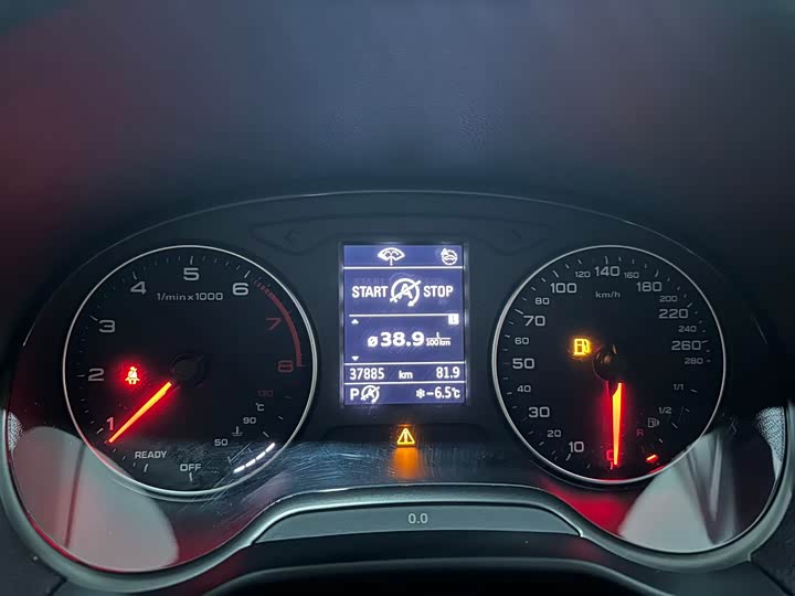 Фото 11 - Audi Q2L